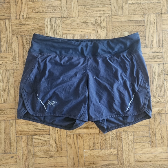 Arcteryx Lyra Lined Shorts Women’s Small Performance Trail Running Outdoor Black - Picture 1 of 12